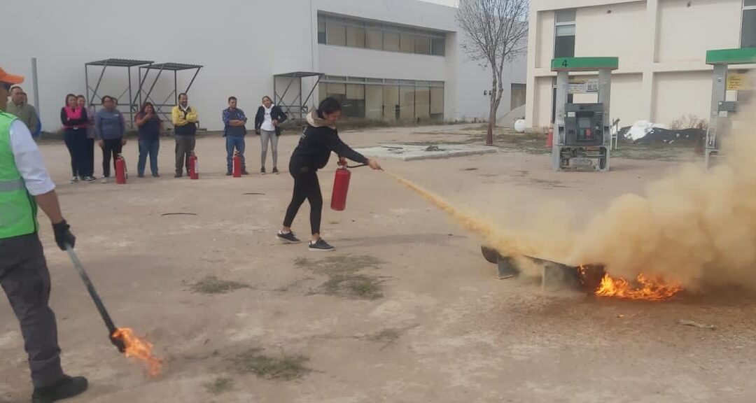 GOBIERNO DEL ESTADO CAPACITA A CIUDADANOS EN CURSOS BÁSICOS DE PROTECCIÓN CIVIL