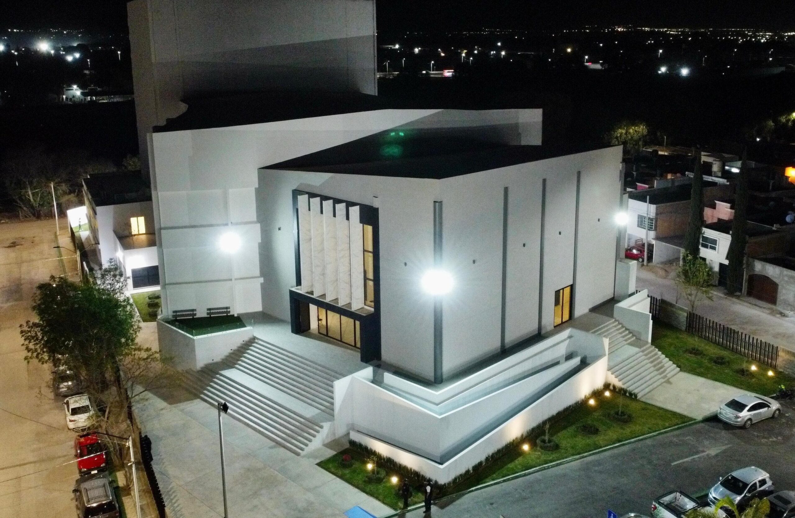AYUNTAMIENTO DE SOLEDAD INVITA A DISFRUTAR DEL CICLO DE CINE “DE AMORES Y AMISTADES” EN EL TEATRO «DOROTEO ARANGO»