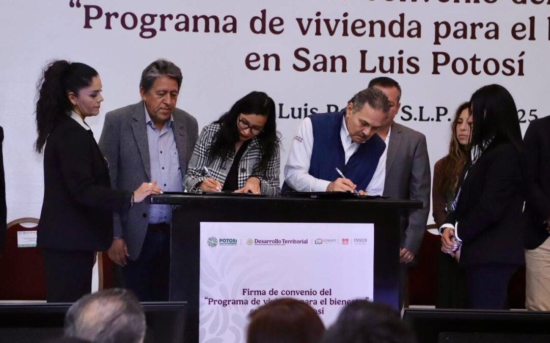 SUMA EL ESTADO MÁS APOYO AL PROGRAMA DE VIVIENDA PARA EL BIENESTAR• El Inrevis firmó el convenio que busca la construcción de 11 mil 550 viviendas de interés social en el Estado