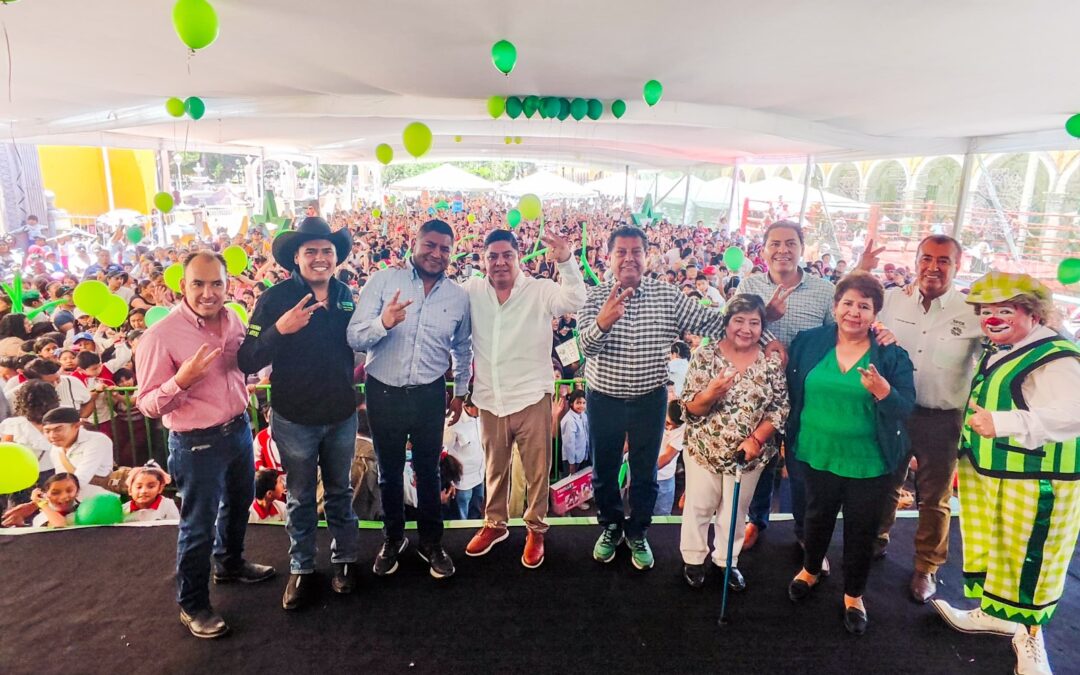 RICARDO GALLARDO INICIA CONVIVENCIAS DEL DÍA DE LA NIÑEZ EN SAN LUIS POTOSÍ• En Santa María del Río y Villa de Reyes, arranca el Gobernador del Estado la celebración en las cuatro regiones, con juguetes, convivencias y un mensaje de apoyo sin límites para la niñez.