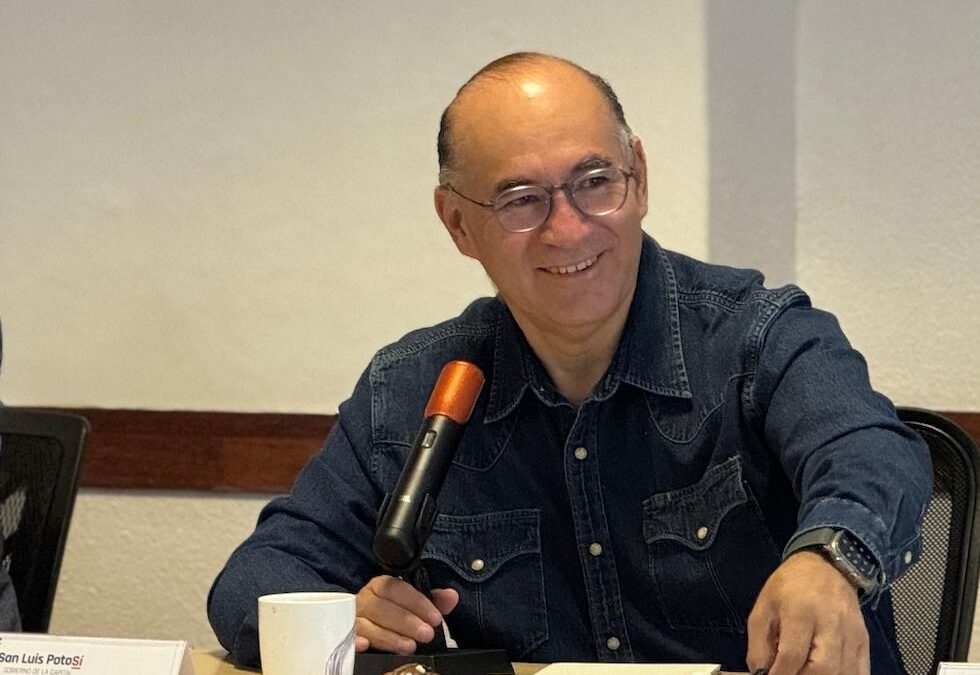 Alcalde Enrique Galindo sostiene reunión de trabajo con el Cabildo Capitalino