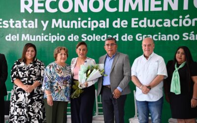 ALCALDE JUAN MANUEL NAVARRO RECONOCE LABOR DOCENTE Y REAFIRMA MÁS APOYO AL SECTOR EDUCATIVO